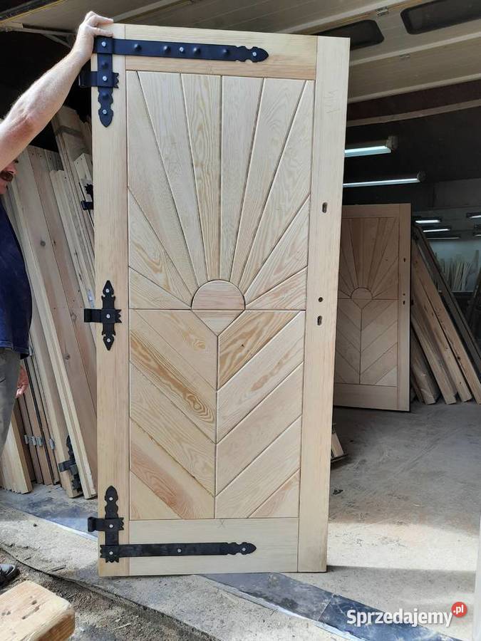 Drzwi zewnętrzne drewniane Gralskie 90