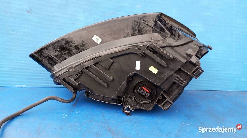 Reflektor Audi Q5 SQ5 8R0941753C