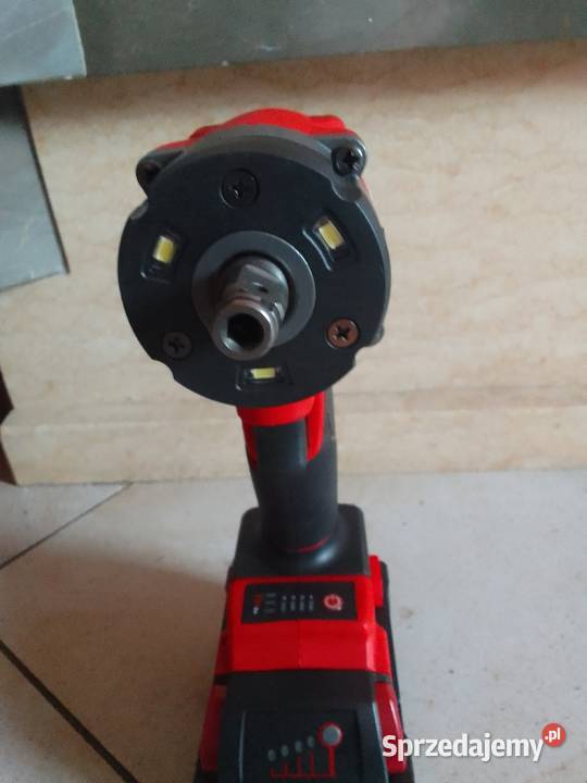 Klucz udarowy milwaukee M18 Góra