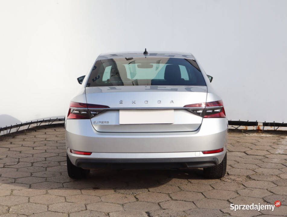 Skoda Superb 15 TSI isofix Superb