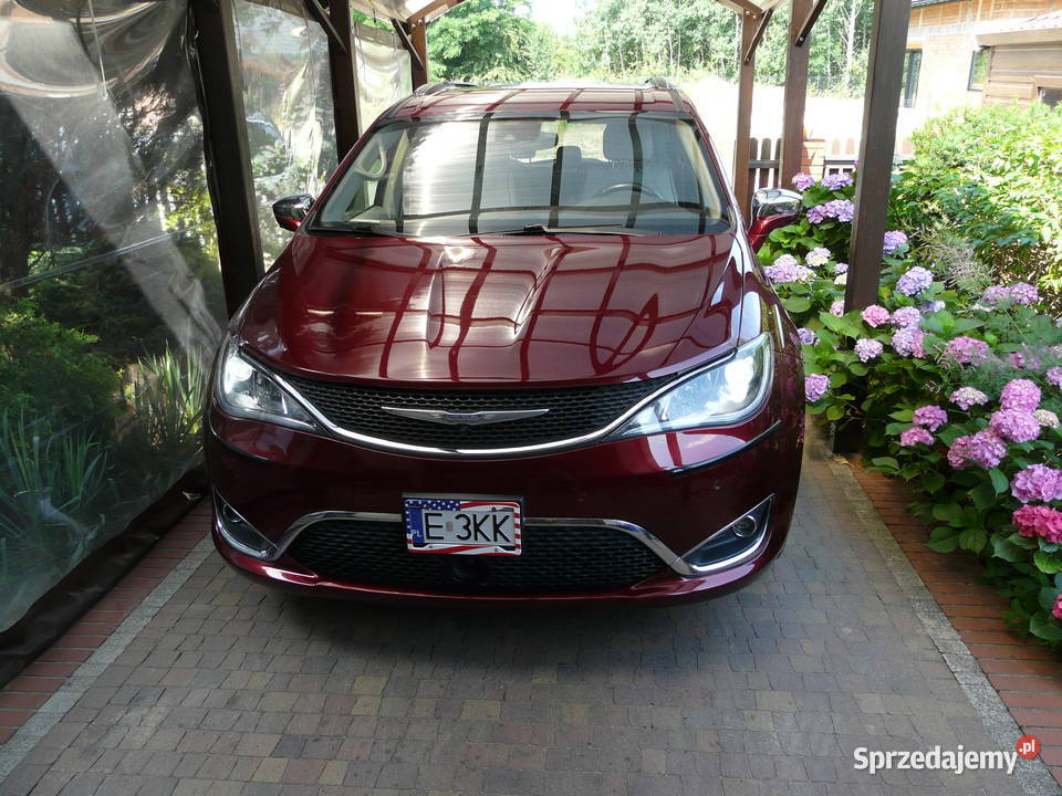 Chrysler Pacyfica Limited pełny 2017r 105165 Rok produkcji 2017 Pacifica Wieruszów