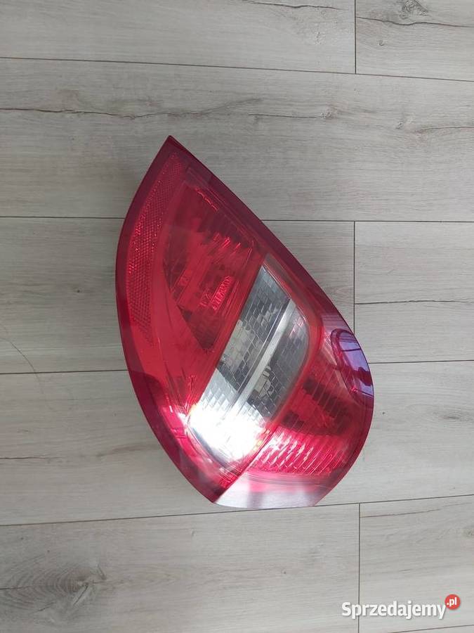 Lampa tylna prawa A klasa W169 Mercedes kujawsko-pomorskie Toruń