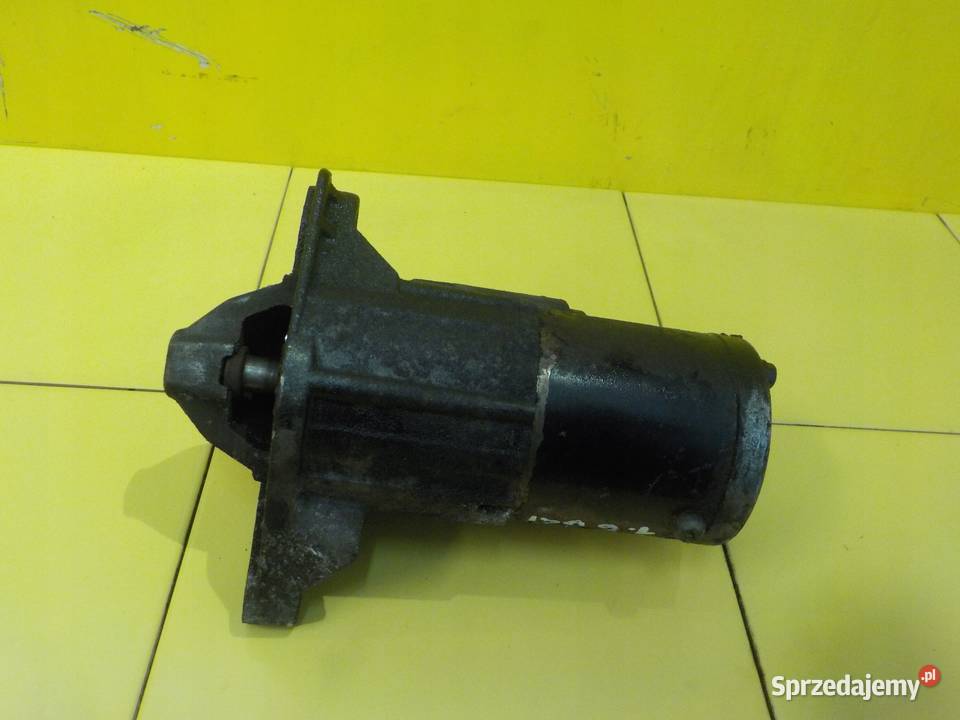 TRAFIC VIVARO 16 DCI 16r 116 R9M408 rozrusznik