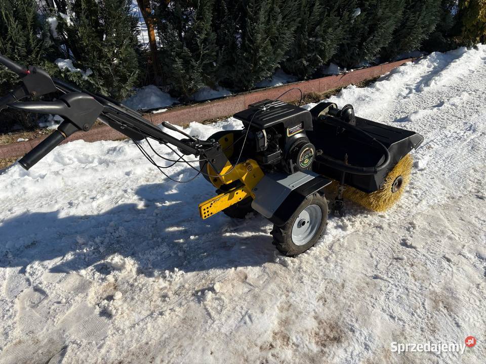 Zamiatarkoodśnieżarka Texas 2002 Futura silnik lubuskie Sulęcin