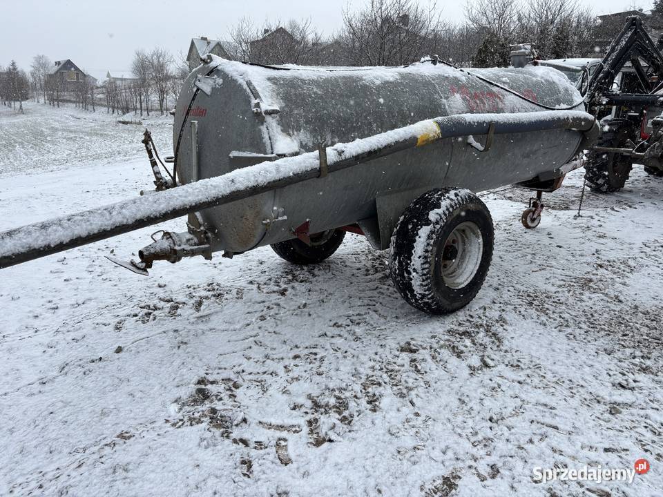 Beczkowoz asenizacyjny beczka do gnojowicy Męcina