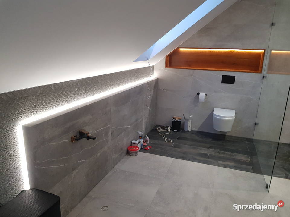 układanie płytek gazurnik płytkarz fliziarz