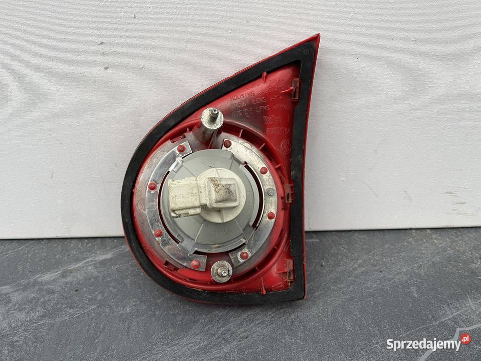 VW GOLF 5 LEWA LAMPA W KLAPE lewe Ostroróg