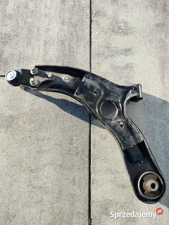 wahacz prawy przód kia carens IV Kobylnica