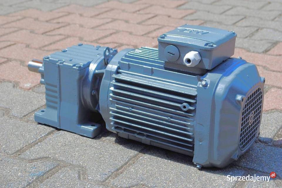 Motoreduktor 15kw 292obrmin SEW Kargowa