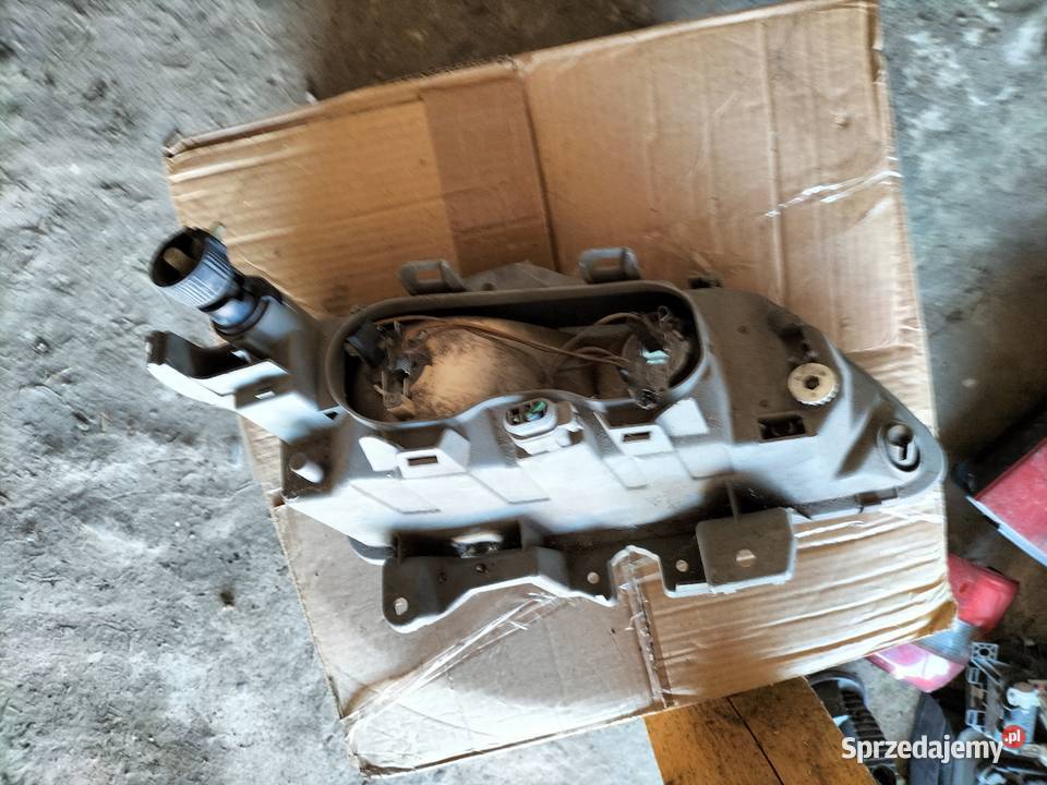RENAULT Laguna I lampa lewa przód Kamień-Kolonia