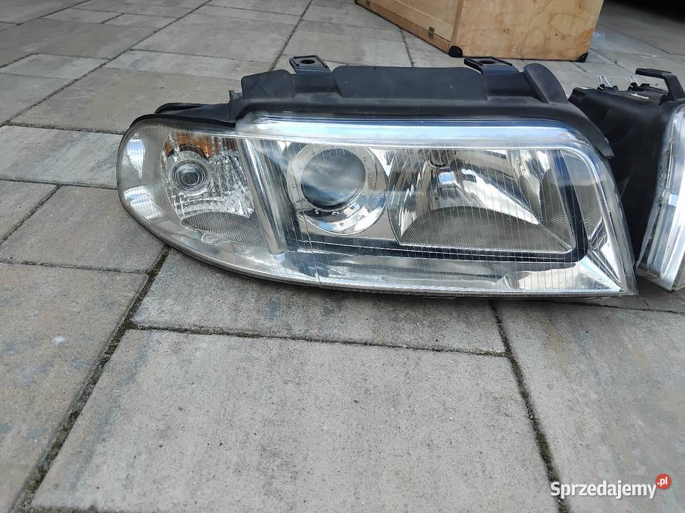 Lampy przednie reflektory Audi A4 B5 FL