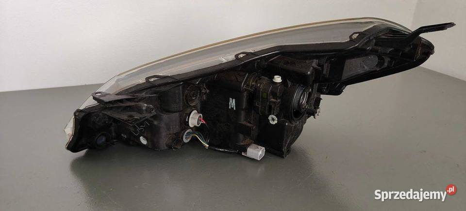 Lampa Przod Toyota Yaris 3 III Lift Led 1317r Motoryzacja