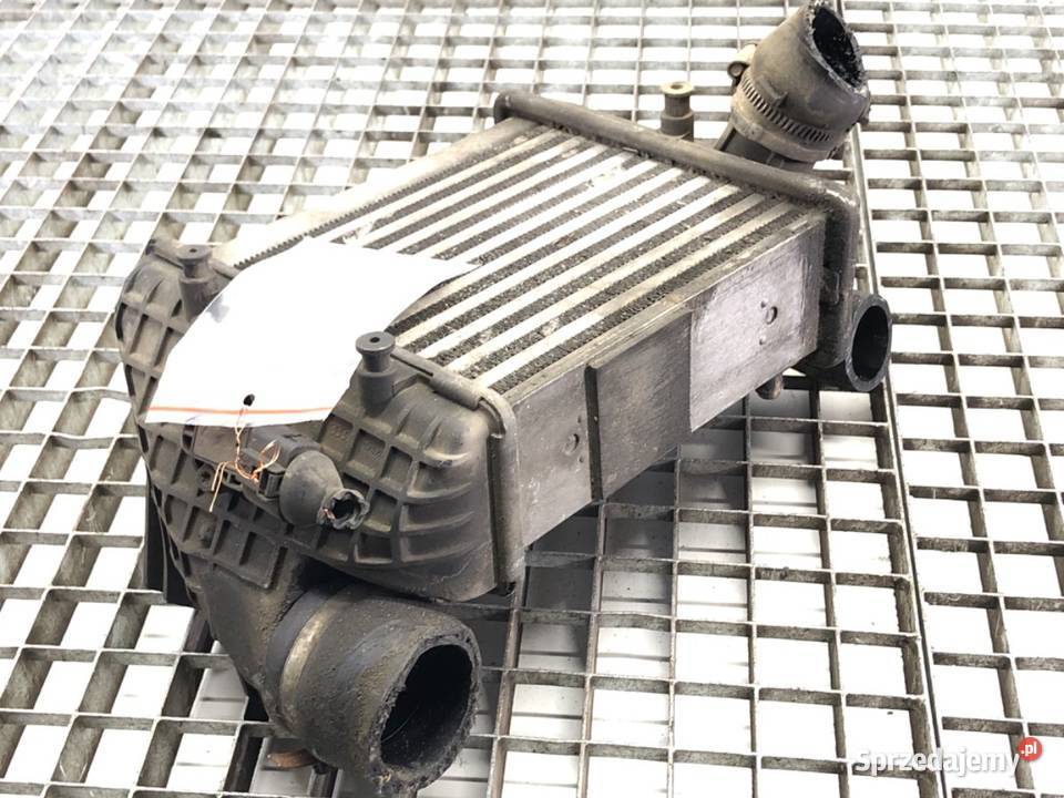 INTERCOOLER LEWY AUDI A4 B6 25 180 0005 podkarpackie