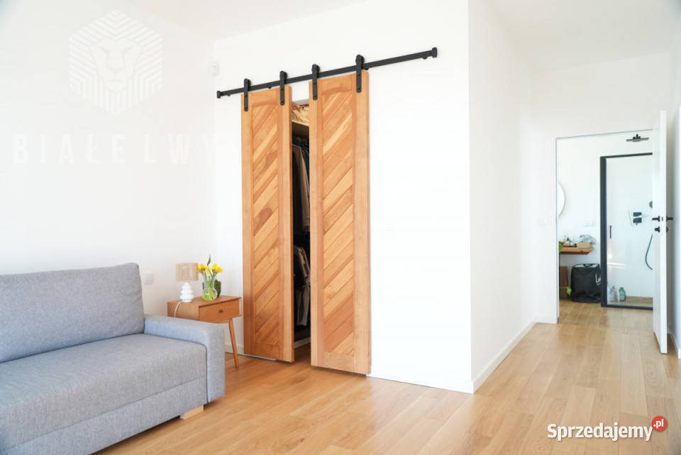 sprzedaży domu wolnostojącego 488m Chylice blacha