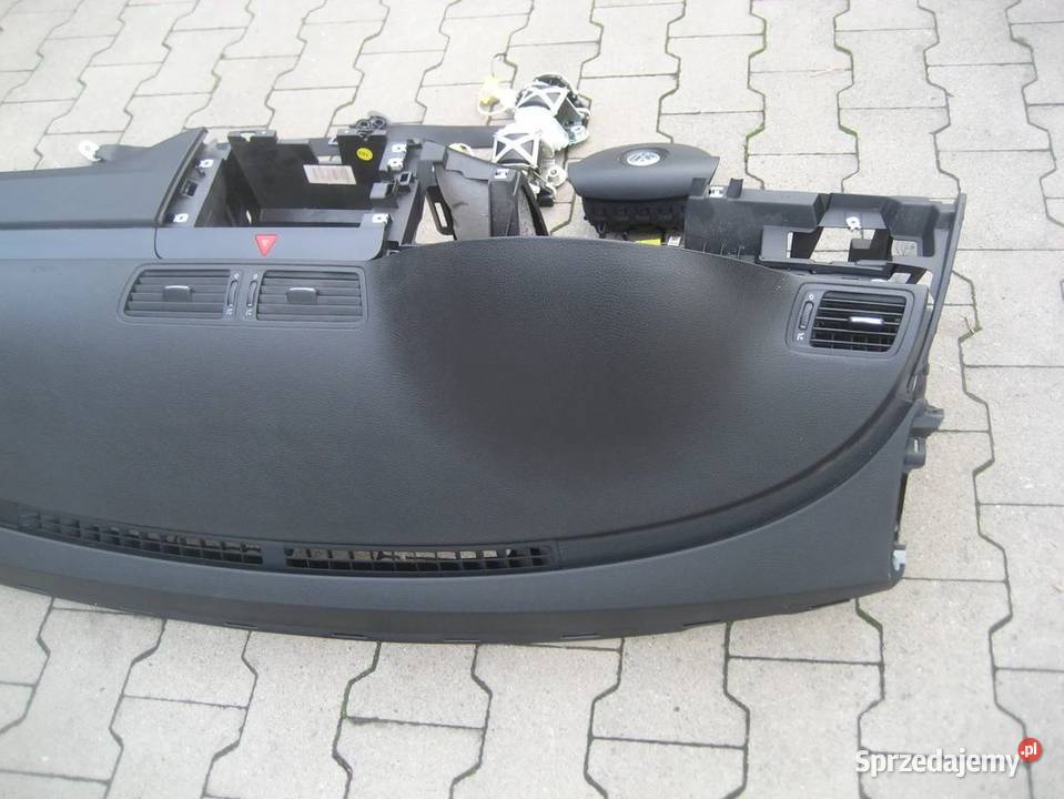 vw passat b6 0510r deska rozdzielcza konsola Rakoniewice
