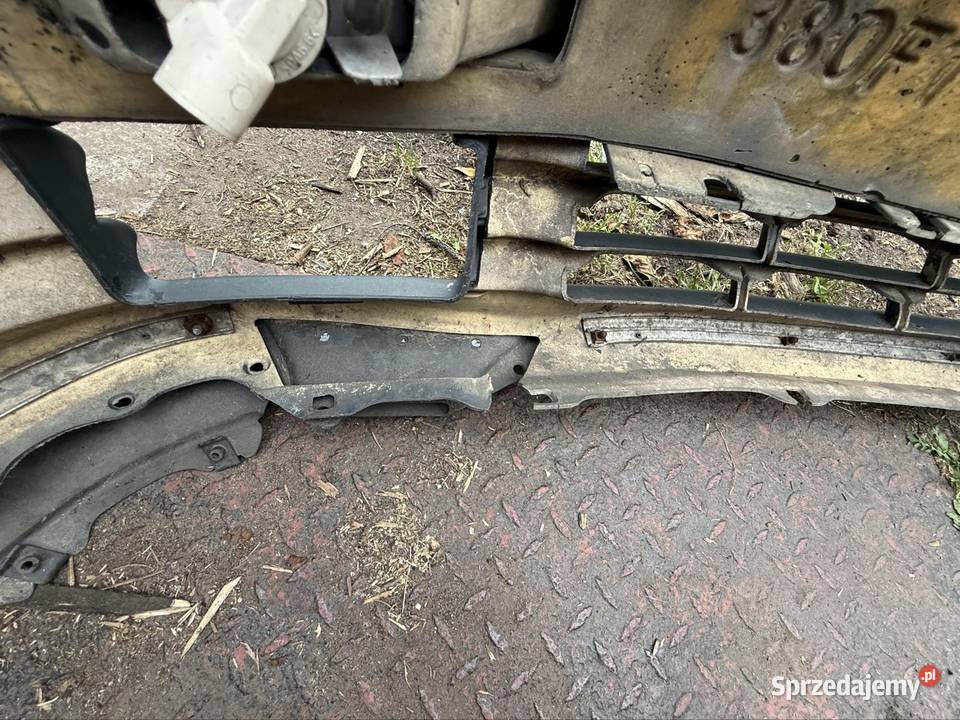 Zderzak przedni Lexus LS400 UCF10 93r