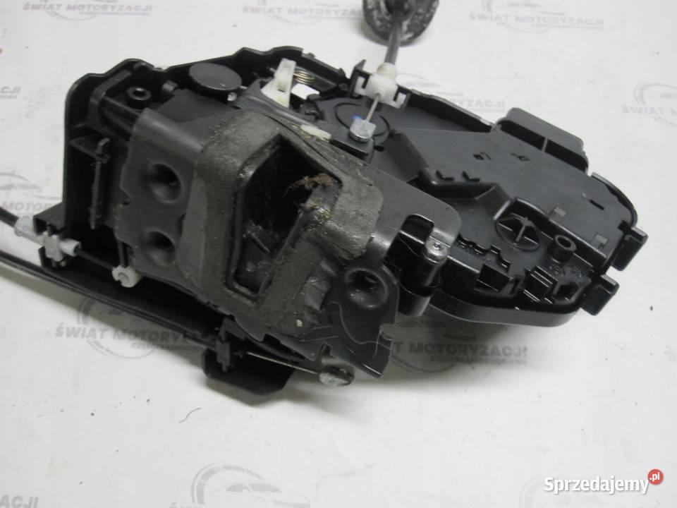 LAND ROVER FREELANDER II 06r zamek drzwi lewy