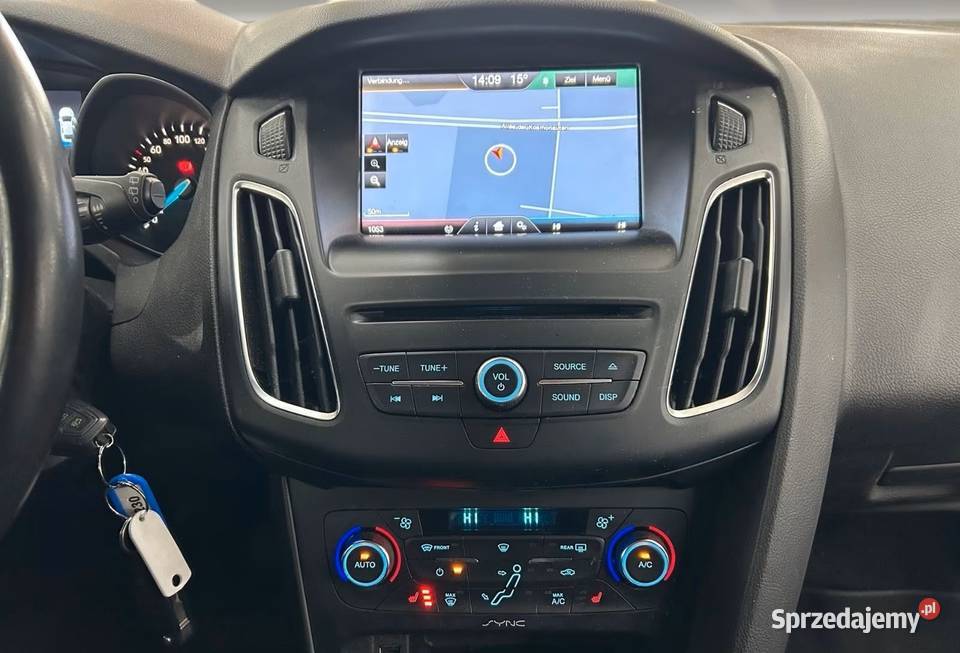 Ford Focus Lift Benzyna Bogate Wyposażenie Super Rok produkcji 2015 Koszalin