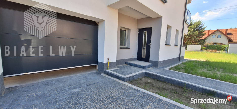 Dom szeregowy 19248m2 Długa Kościelna Powstania Sprzedaż