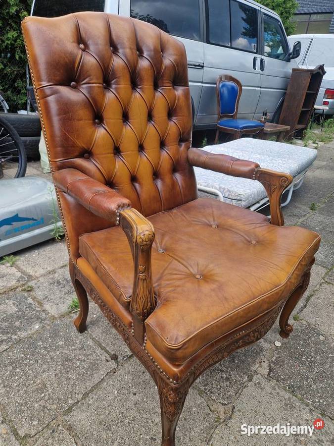 Skórzany fotel w stylu chippendale import Ciechocinek