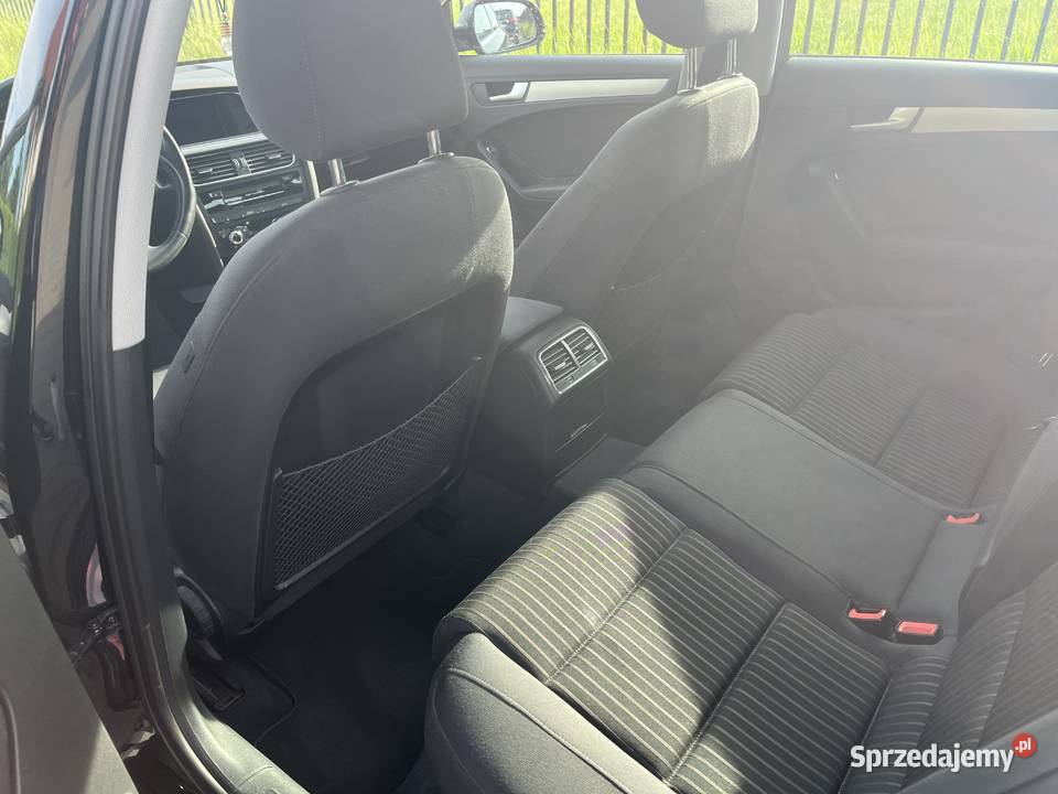 Audi A4 170 2013 czarny Rzeszów sprzedam