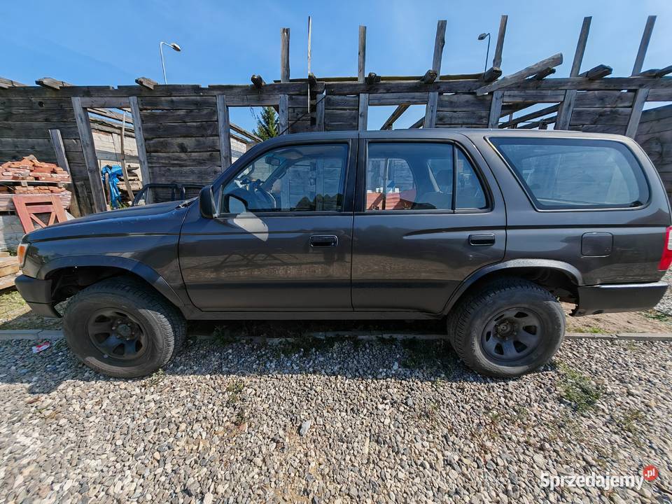 Toyota 4runner 1998 27 4x4 Rok produkcji 1998 Radom