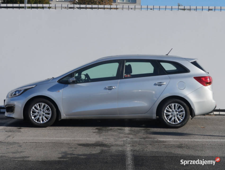 Kia Ceed 14 CRDi nieuszkodzony