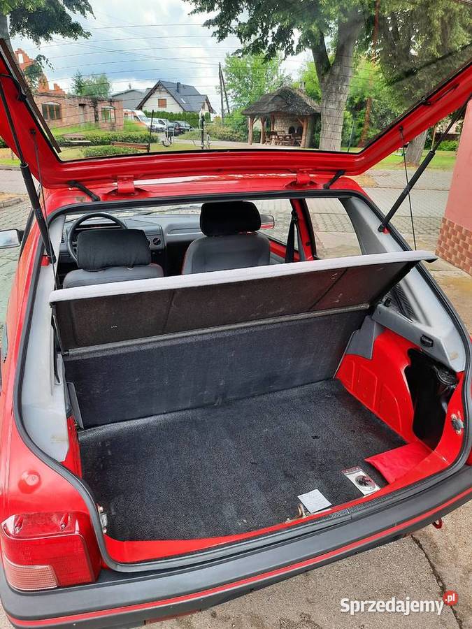 Peugeot 205 1991r Benzyna 11 Grobia