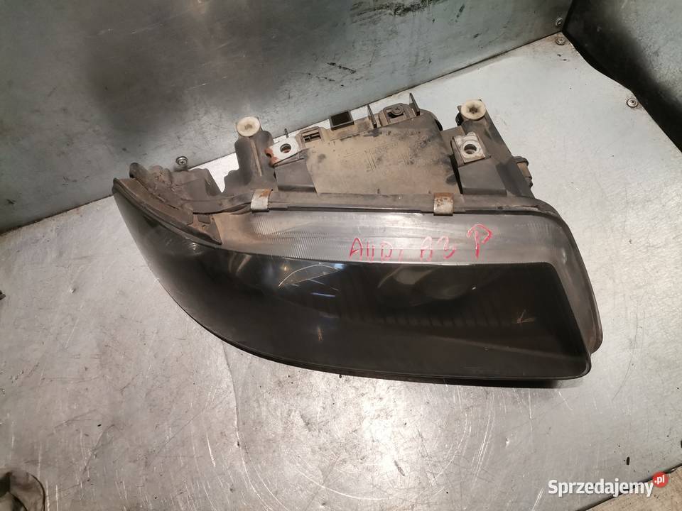 LAMPA PRAWA PRZEDNIA AUDI A3 8L LIFT Nowy Sącz
