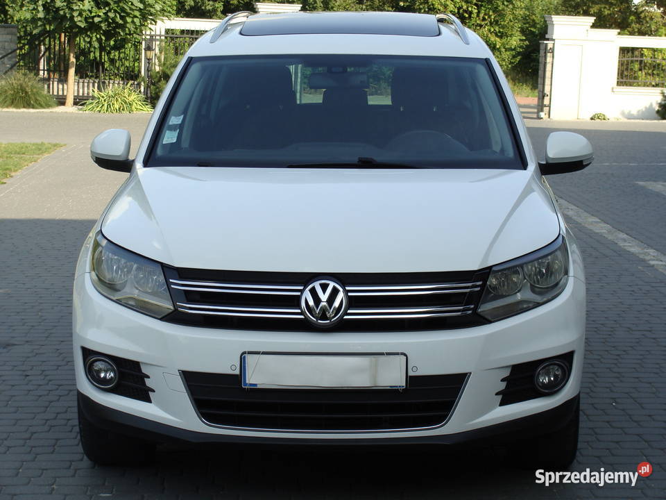 Vw Tiguan 20 TDI panoramasam parkujenavi itd