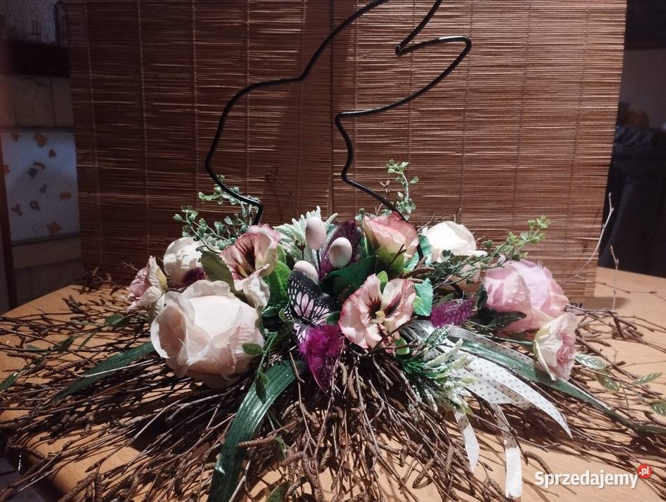 Stroik wielkanocny z zającem Sztuczne kwiaty i owoce dolnośląskie Sokołowice