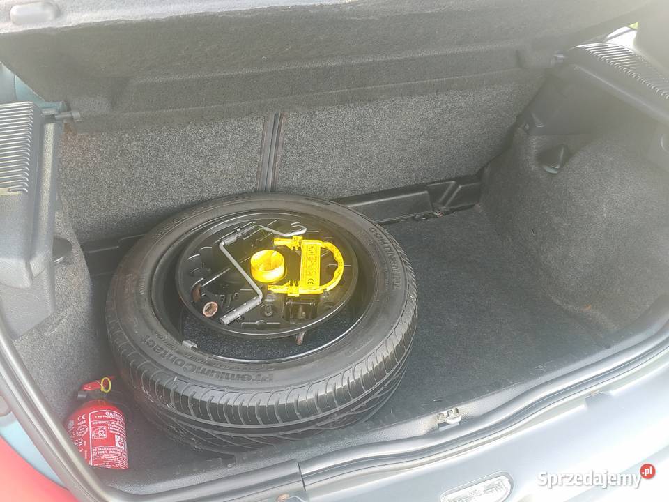 RENAULT Clio 12 benzyna LPG 2003 r Ostrowiec Świętokrzyski