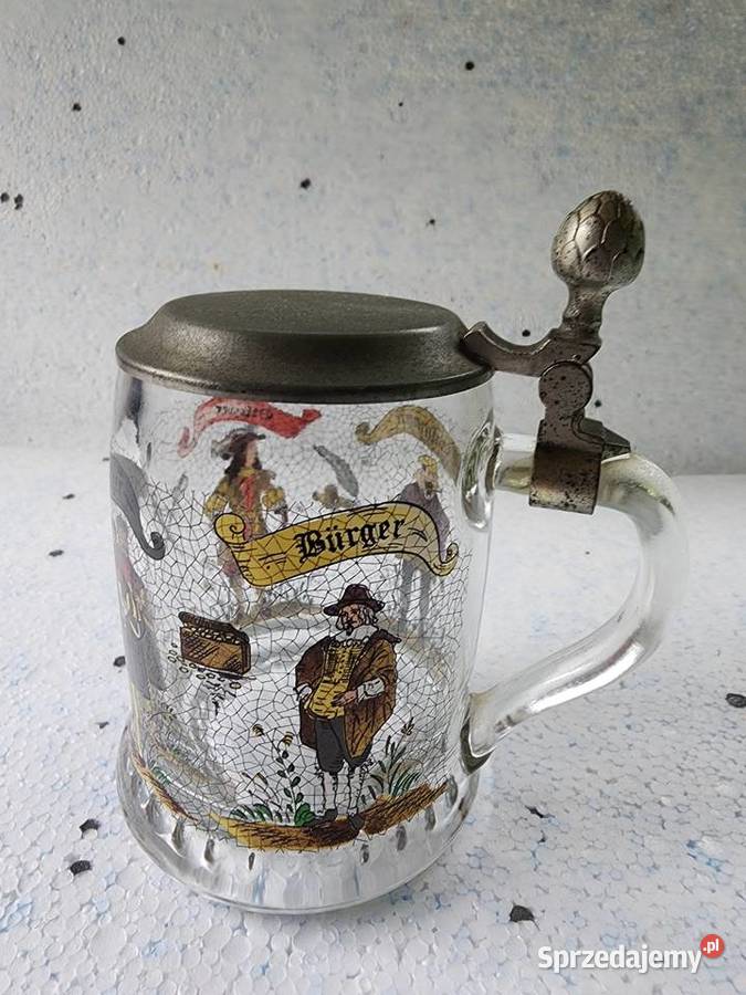 Zdobiony kufel do piwa Szklanki i kufle