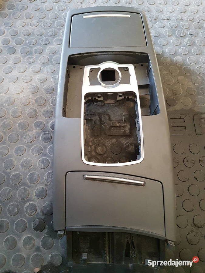 AUDI A6 C6 TUNEL MMI POPIELNICZKA UCHWYT NA Deski rozdzielcze, konsole Turek