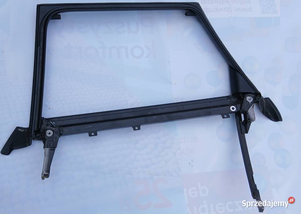 Audi A6 C6 avant Ramka szyby drzwi Prawy tył Szczerbice
