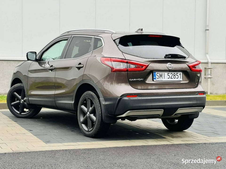 Nissan Qashqai Nissan Qashqai 12 DIGT 116 2017 r 1200cm3 Qashqai Mikołów