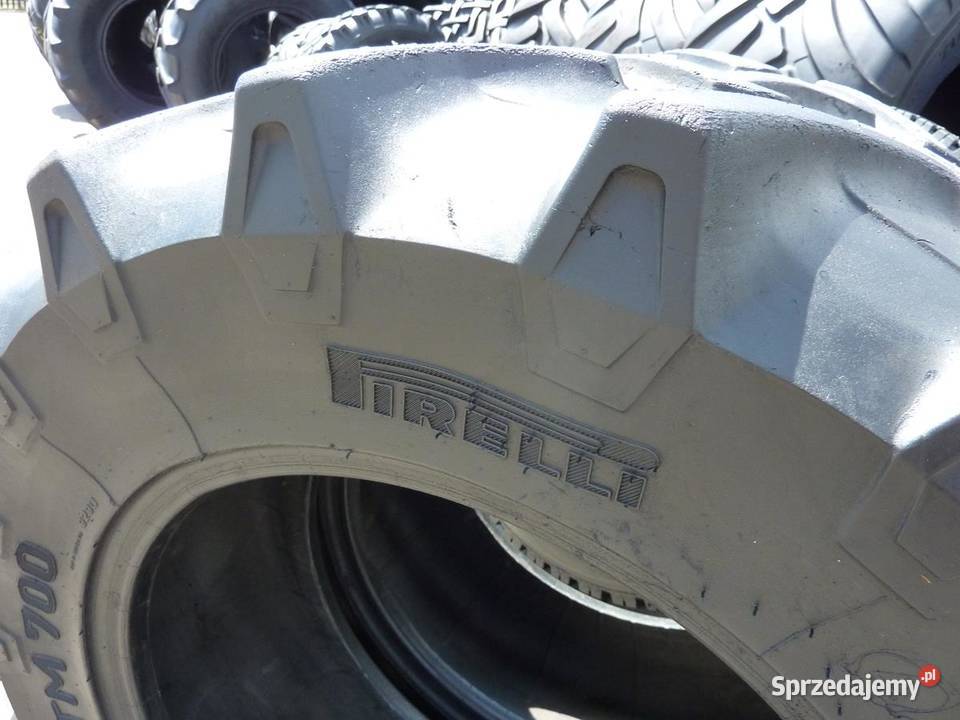2x Opona używana rolnicza 30070R20 PIRELLI TM700 Zaścianki