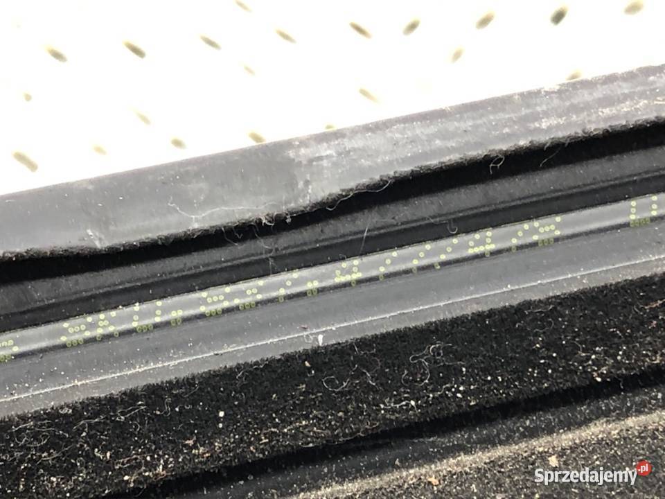 LISTWA ZGARNIAJĄCA PRZÓD LEWA AUDI A4 B8 osobowe