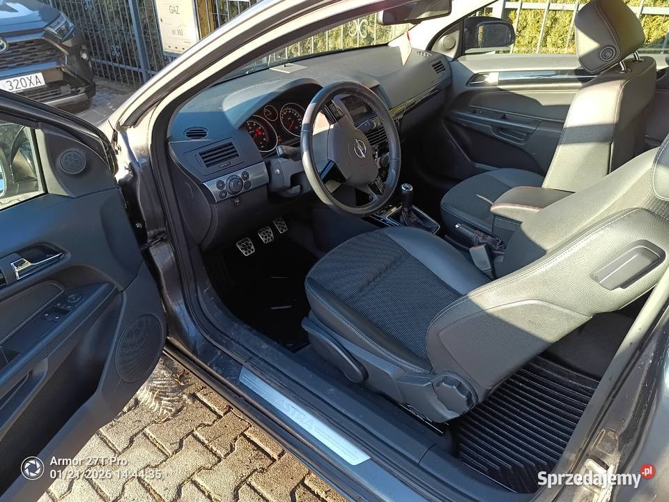 Opel Astra GTC 18 LPG Doinwestowana