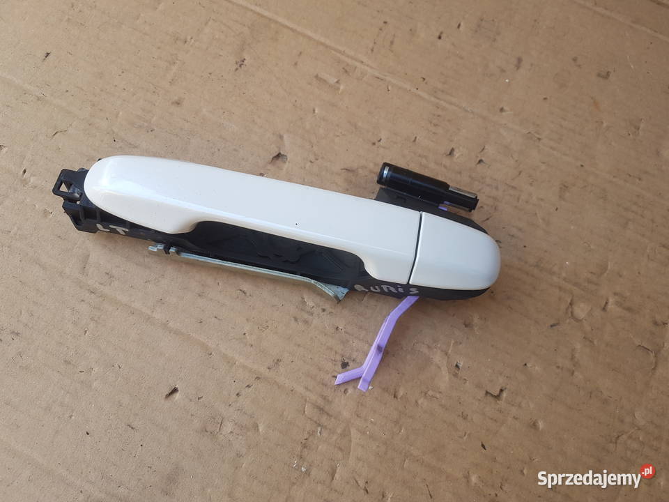 Toyota Auris II E18 klamka zewnętrzna drzwi Legnica sprzedam