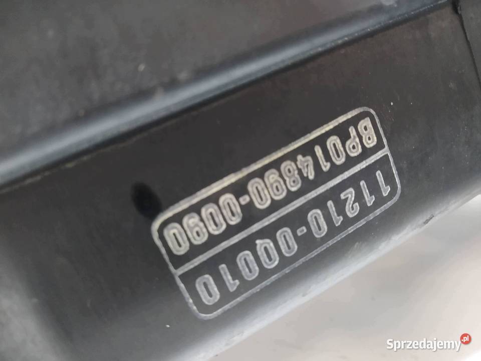 POKRYWA ZAWORÓW 112100Q010 10 VVTI Toyota Aygo I Głowice cylindrów