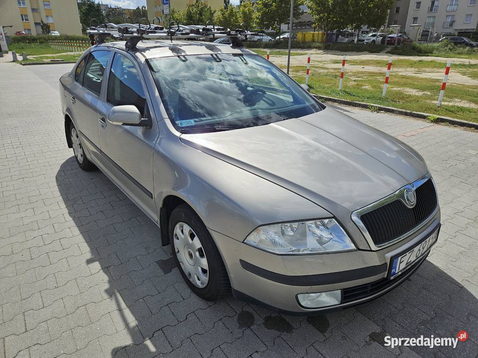 Skoda Octavia II 19 Liftback Ambiente TDI 105 asystent parkowania Motoryzacja Zielona Góra