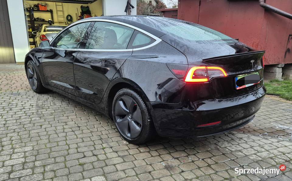 Tesla 3 Salon 1wł 76000 467 4x4 sprzedam