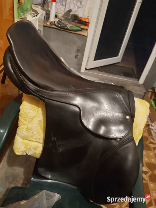 Super siodło skokowe close contact