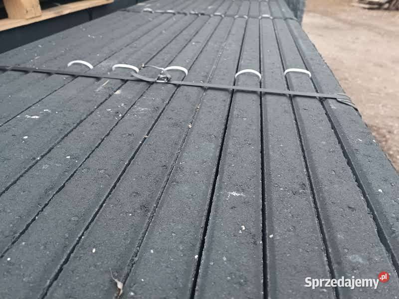 Podmurówka betonowa 25 i 30 Brończany sprzedam