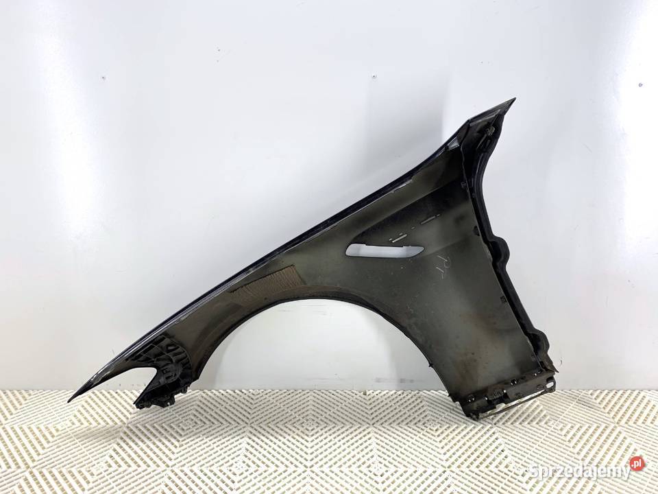 BŁOTNIK PRAWY PRZÓD BMW G30 SedanLimuzyna