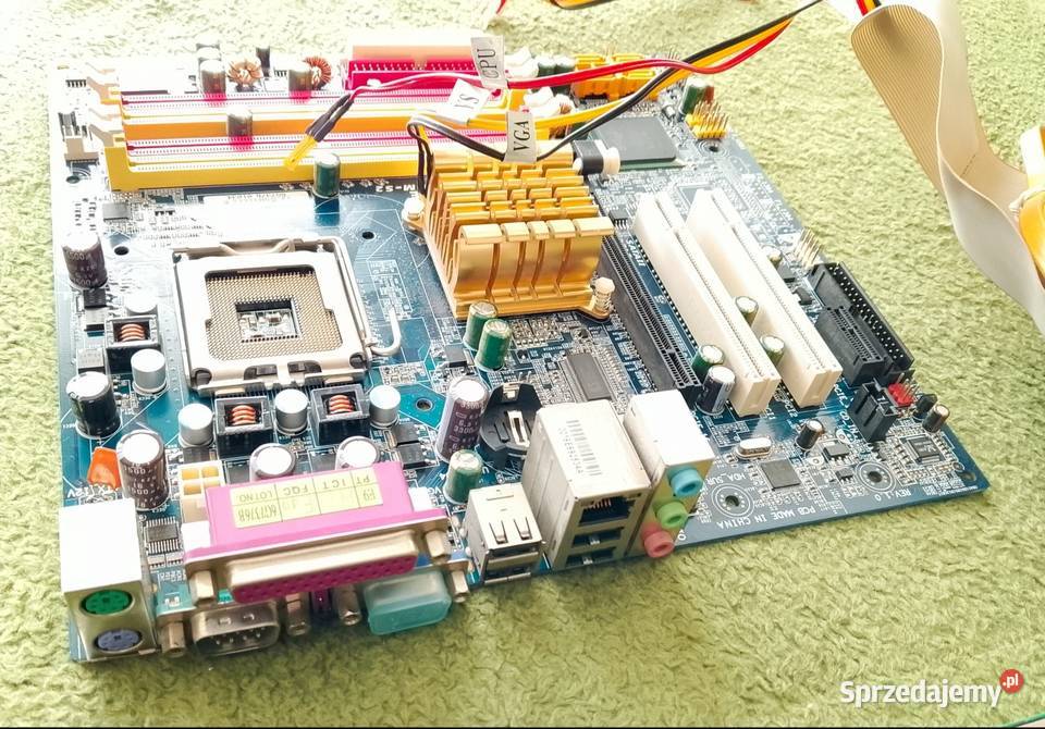 Płyta główna Gigabyte z procesorem Intel Celeron Katowice