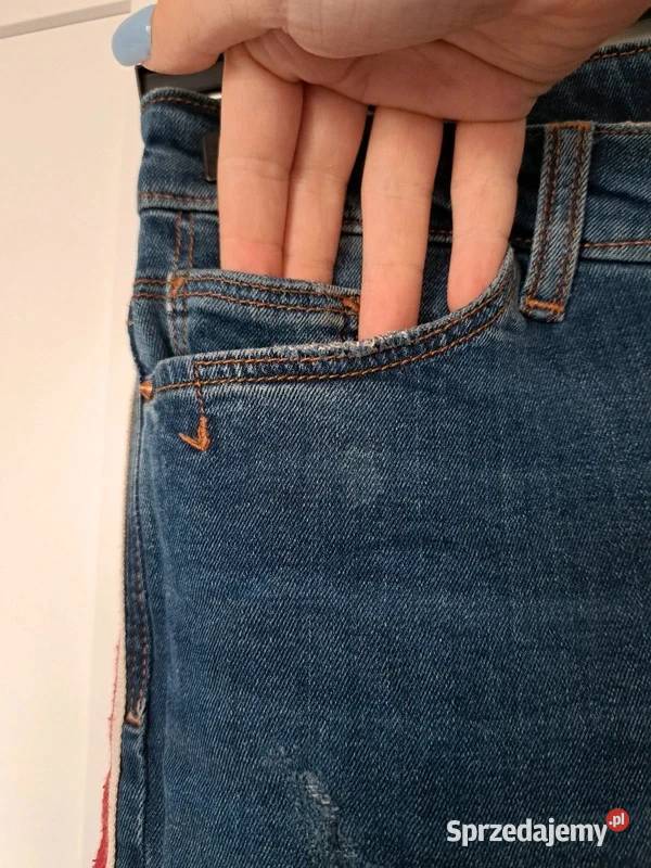 Jeansy Zara z lampasem unikalny styl 36 pomorskie