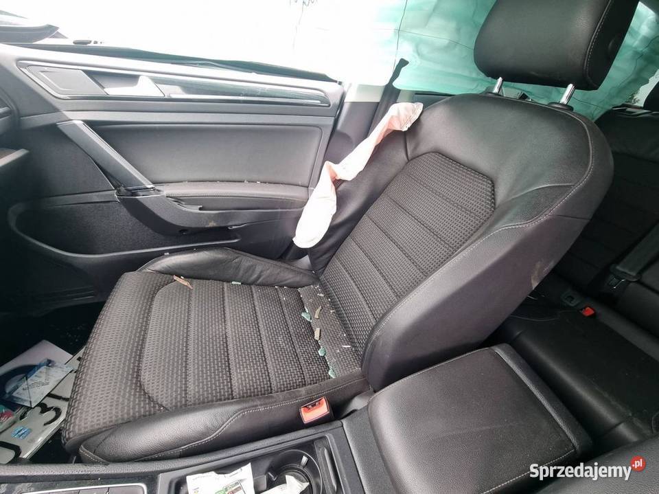 FOTELE KANAPY VOLKSWAGEN GOLF VII SKÓRA KOMBI Pozostałe Lipno