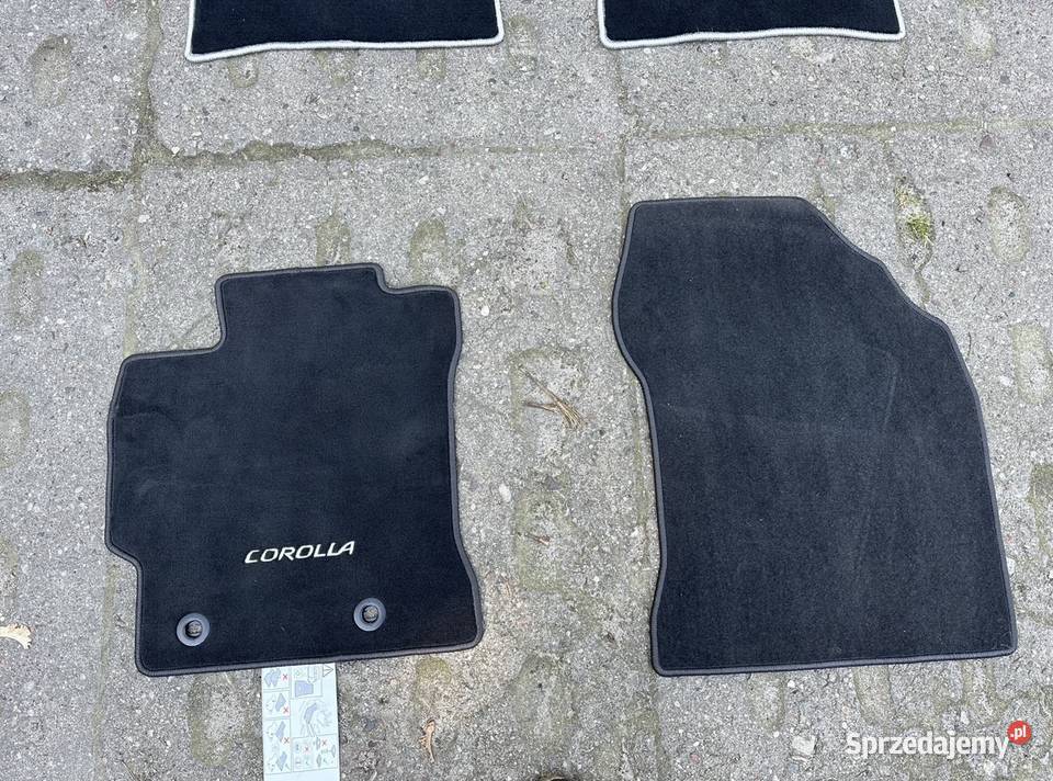 Toyota Corolla Sedan Kombi dywaniki welurowe OE Gdańsk